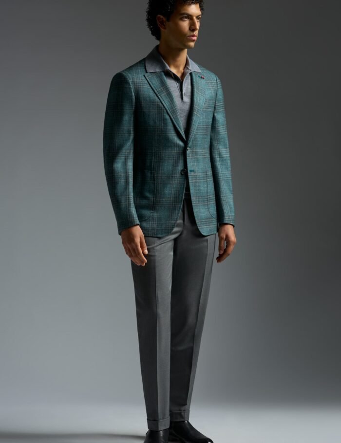 C21GSI_000_9312Y_540-media-2.jpg C21GSI_000_9312Y_540-media-2.jpg