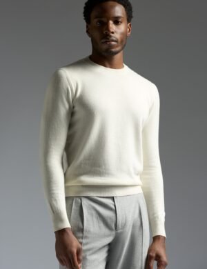 Solid color base round neck sweater