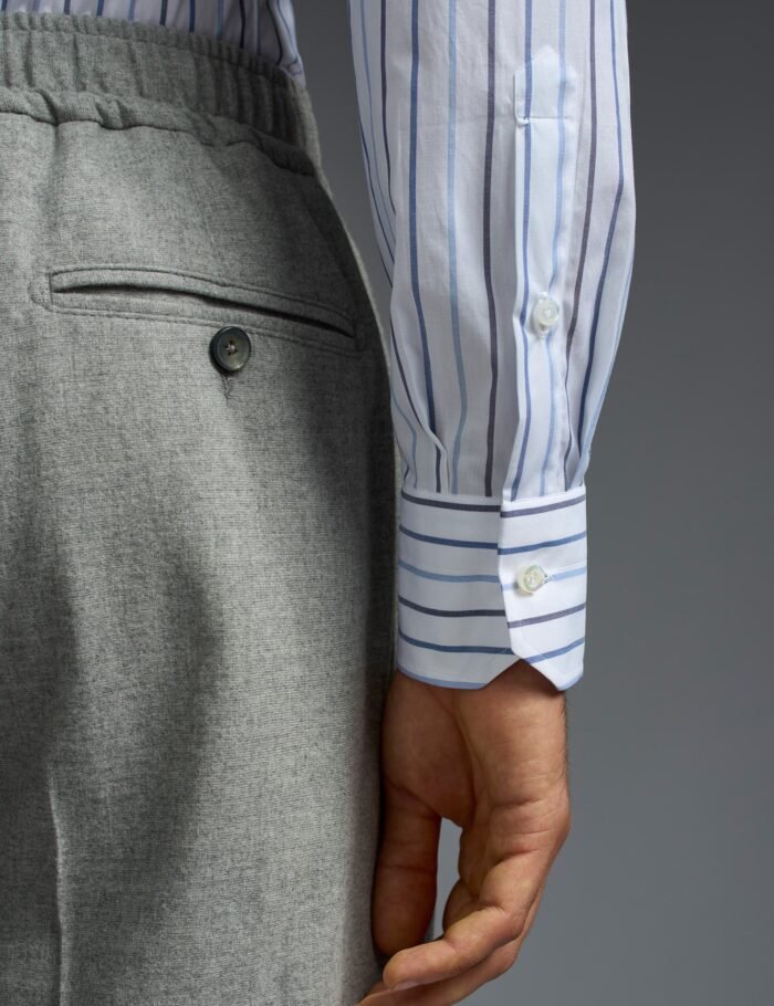 ML10SC_000_C9819_01-media-4.jpg ML10SC_000_C9819_01-media-4.jpg