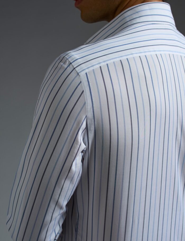 ML10SC_000_C9819_01-media-5.jpg ML10SC_000_C9819_01-media-5.jpg