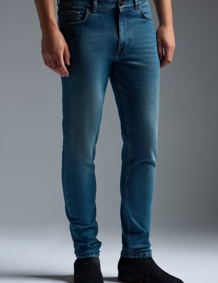 PND005_000_DJ125_25E-media-2.jpg PND005_000_DJ125_25E-media-2.jpg