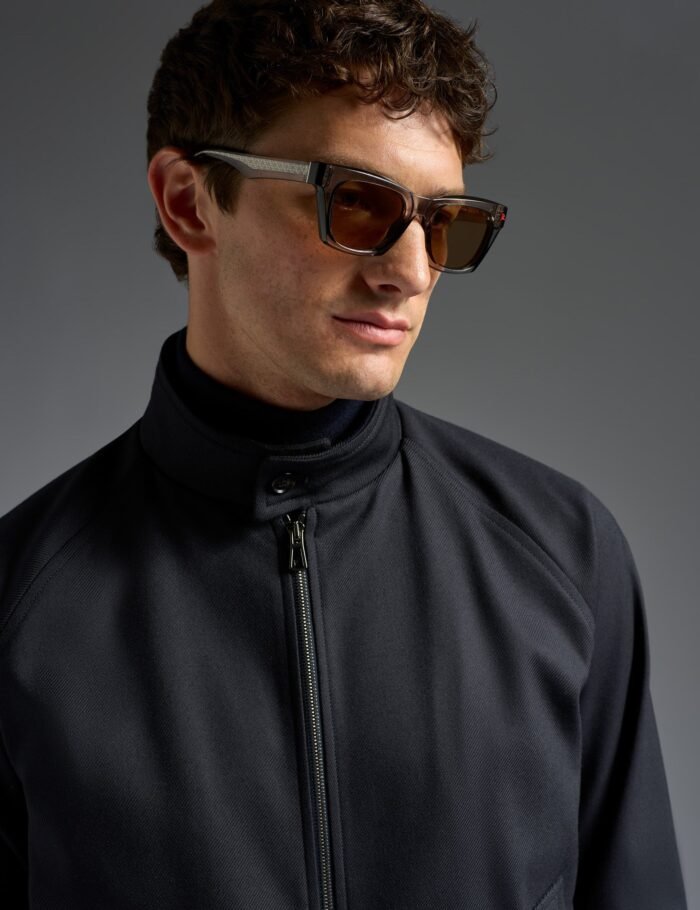 SW7282_000_96740_800-media-4.jpg SW7282_000_96740_800-media-4.jpg